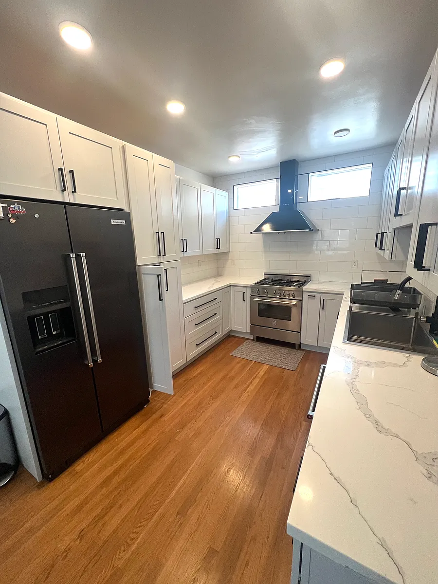 Building Photo - 2521 Folsom St #2521
