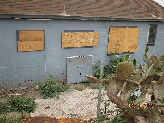 5th image of 1141 Los Angeles Ave