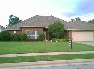 1416 Copperfield Dr, Edmond, OK 73003