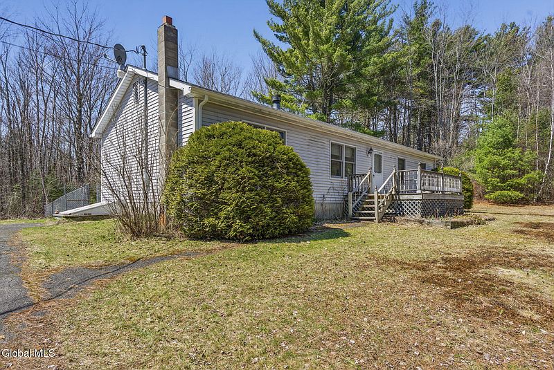 2nd image of 70 Kussler Way