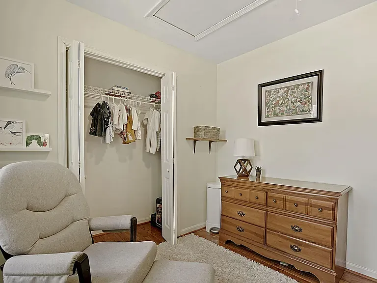 2918 Monroe Pl — Photo 27