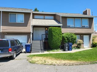 553 11th St NE #B, East Wenatchee, WA 98802