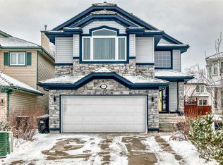 199 W Mount Brewster Cir SE, Calgary, AB T2Z2R8