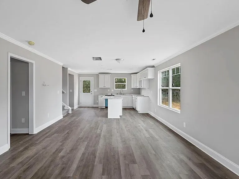 2628 Kenhill Dr — Photo 3