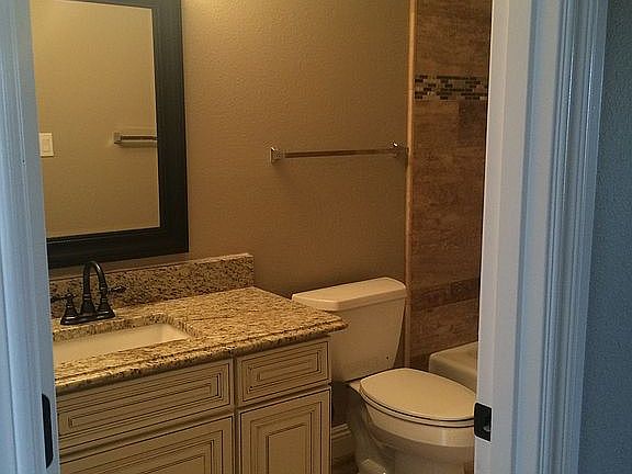 2nd image of 5039 E Sunnyside Dr