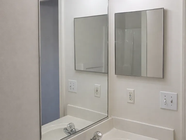 305 Civil Ct #F — Photo 10