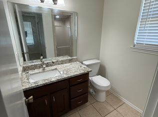 429 Post Oak Ln, Burleson, TX 76028