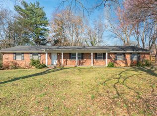 8701 Wimbledon Dr, Knoxville, TN 37923