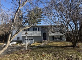 310 West St, Amherst, MA 01002