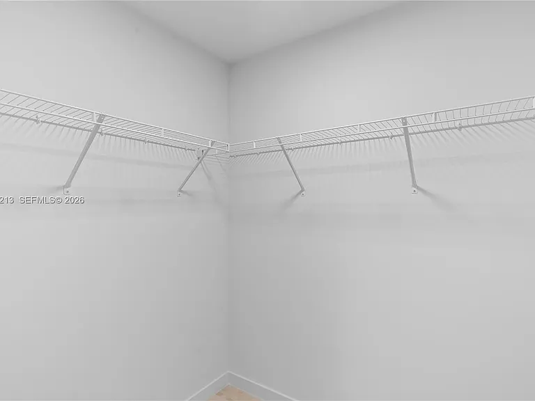 77 SE 5th St #3702 — Photo 33