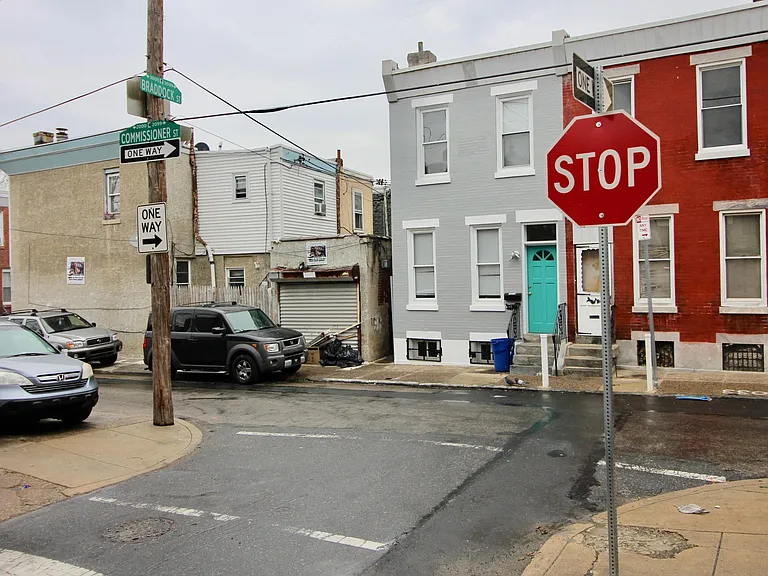3055 Braddock St — Photo 22