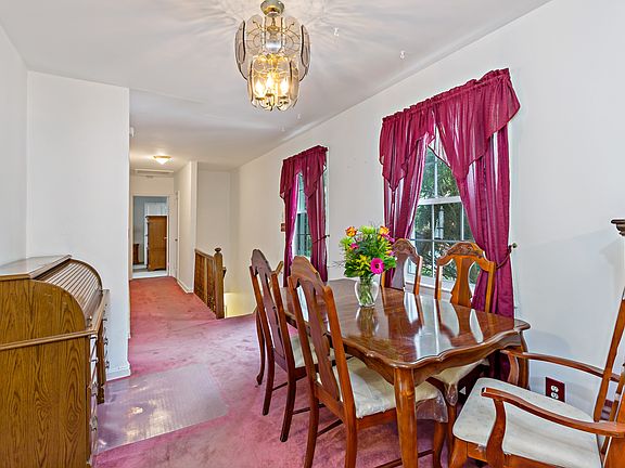 5th image of 9 Fieldstone Dr APT 122