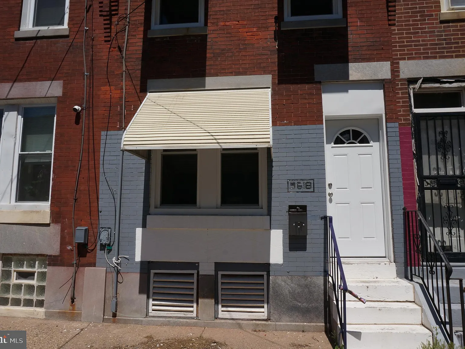 2 bed, 840 sqft, $1,500 — Photo 1
