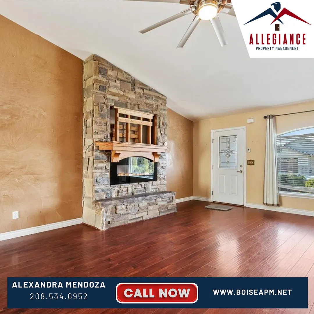 3 bed, 2.0 bath, 1309 sqft, $1,899 — Photo 1