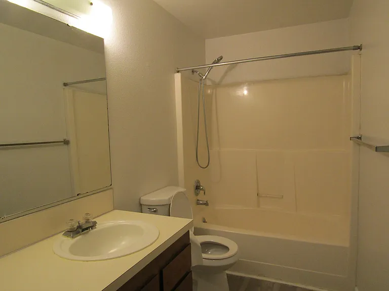 4903 S Orchard St — Photo 7