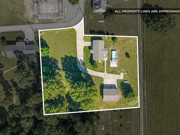 85 El Camino Real Dr, Cadiz, KY 42211