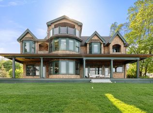 62 Bay St, Quincy, MA 02171