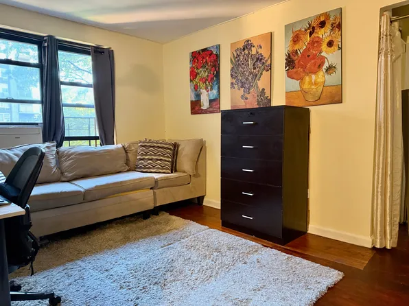 112-25 34th Avenue image 1 of 37