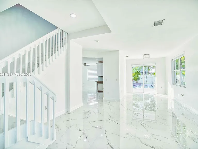 15151 NW 6th Ct — Photo 44