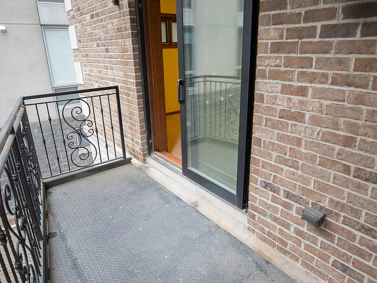 670 N Peoria St #2 — Photo 19