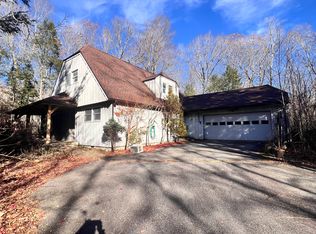 21 Woodland Dr, Salem, CT 06420