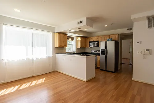 1310 Congress St SE #303 Photo 1