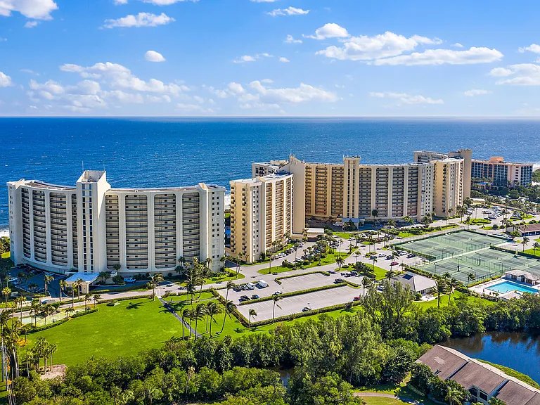 300 Ocean Trail Way #403 — Photo 4