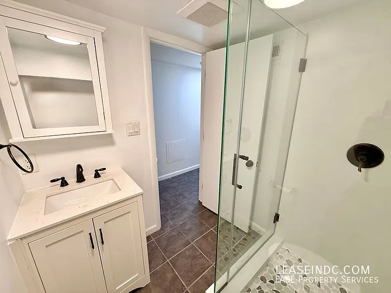 1850 3rd St NW #B — Photo 10