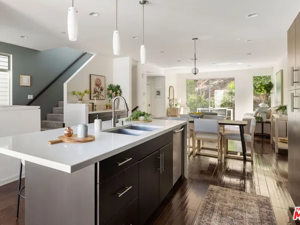 2526 N Via Artis Ave, Los Angeles, CA 90039