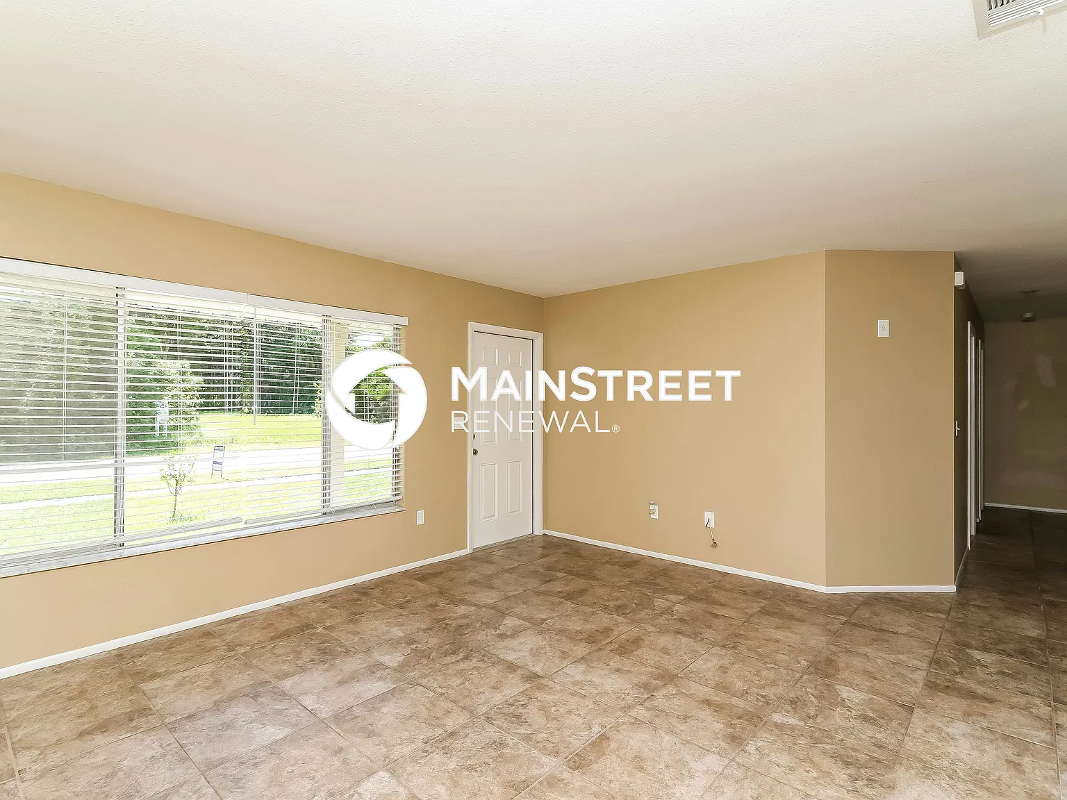 3685 Avanti Circle — Photo 4