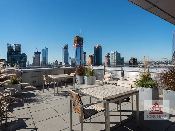 350 West 42nd Street 5I image 12 of 12