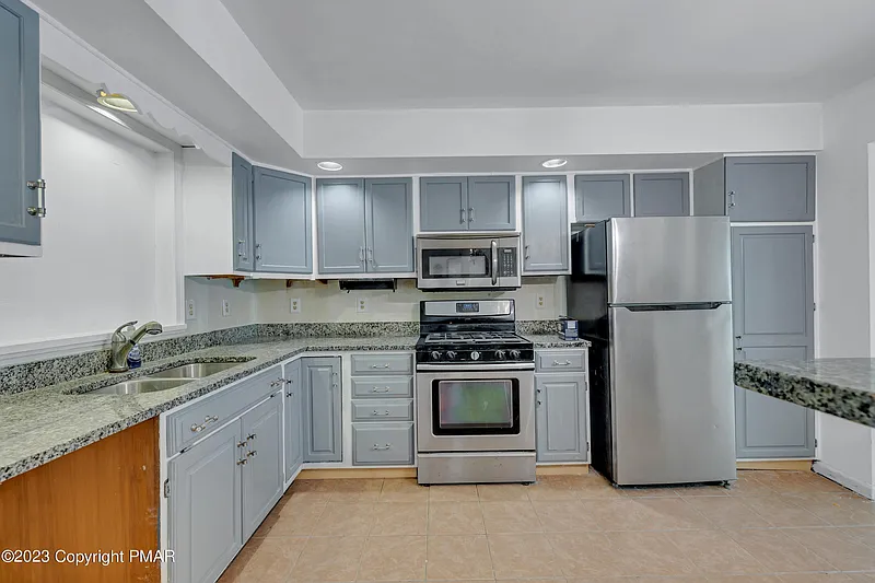 Thumbnail 13