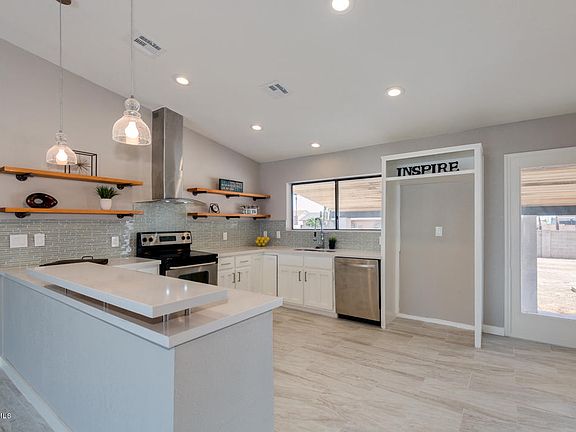 2nd image of 8809 W VILLA CHULA Street
