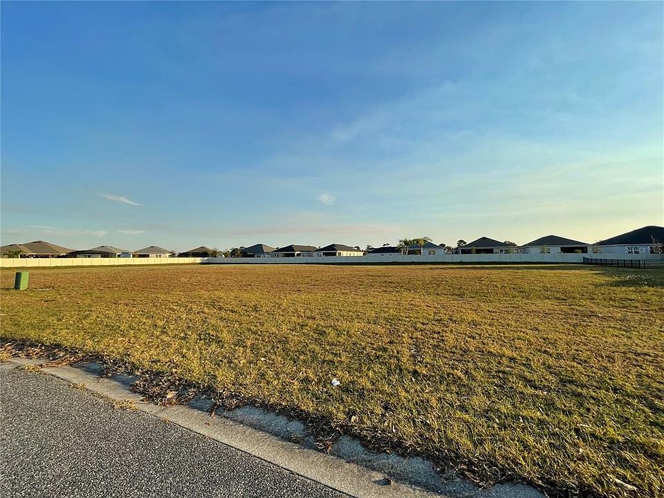 1st image of 3026 Castelli Blvd #183