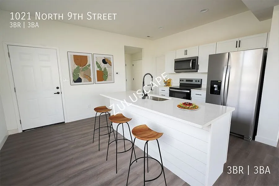 Zplace Courtyard Townhomes — Photo 3