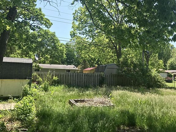 5th image of 2903 Saint Joseph River Dr