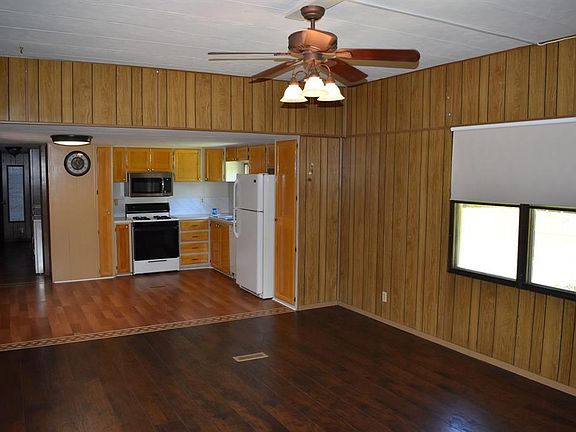 3rd image of 131 Folly Beach Dr #A