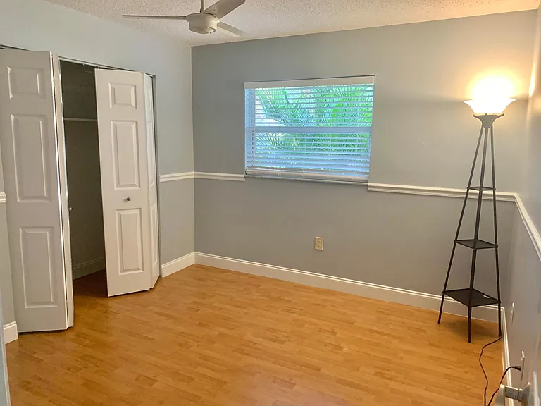 4871 Southland Dr — Photo 14