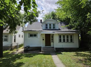 4719 W Fond Du Lac Ave, Milwaukee, WI 53216