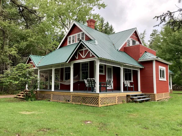 479 US Rt 1 Road, Robbinston, ME 04671