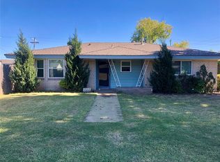 4 SE 3rd St, Tuttle, OK 73089