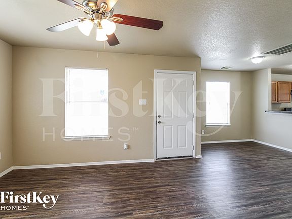 5th image of 1661 Nichole Woods Dr