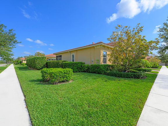 3rd image of 10250 SW Azzo Lane