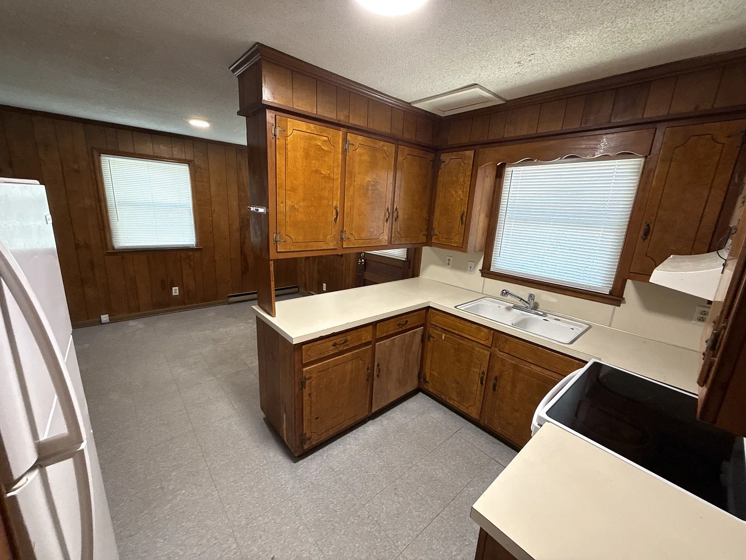 401 Kern Street - D — Photo 4