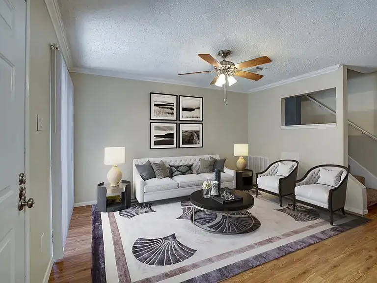 Autumn Chase Apartments — Photo 13