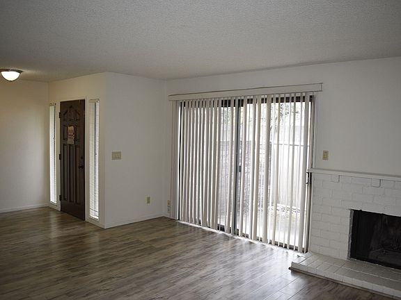 2nd image of 1835 Westminster Ct