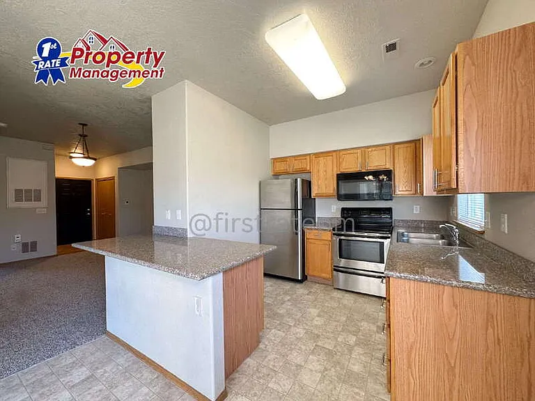 1949 E Wilson Ln #D — Photo 8
