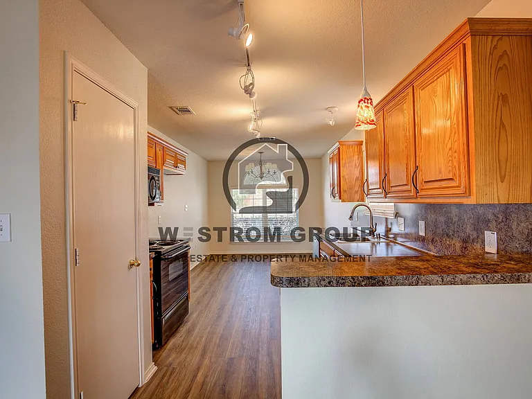 10904 Rising Mist Ct — Photo 9