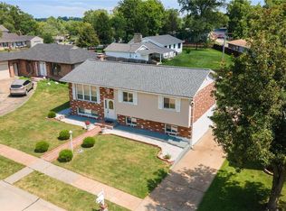 11165 Patrina Ct, Saint Louis, MO 63126