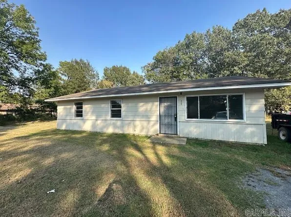315 Thomas Cir, Lonoke, AR 72086